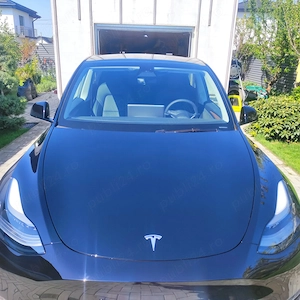Vand Schimb Tesla Model Y 4x4 Long Range Dual Motor AWD baterie 82 kw