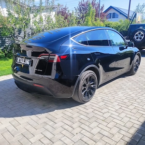Vand Schimb Tesla Model Y 4x4 Long Range Dual Motor AWD baterie 82 kw - imagine 2