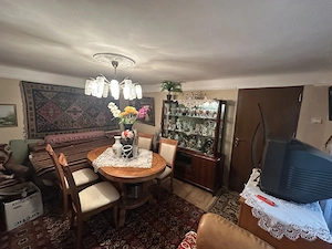 Agentia imobiliara VIGAFON vinde corp casa 2 camere Bariera Bucov - imagine 2