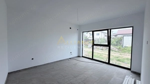 Casa Individuala - 3 camere - 1 baie - 250mp teren - imagine 2