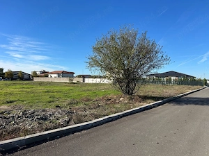 Teren pentru casă parter   500 mp, deschidere dublă, utilități complete - imagine 4