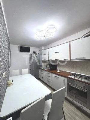 Apartament spatios 2 camere si cu terasa loc parcare cu CF in Selimbar - imagine 7