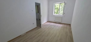Apartament 2 camere cu balcon, complet renovat ..Calea Sagului - imagine 4