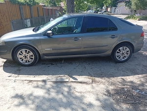 Vând Renault laguna 1200 euros ușor negociabil