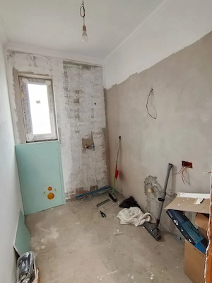 Casa noua cu 3 camere,2 bai si curte privata imprejmuita. - imagine 7