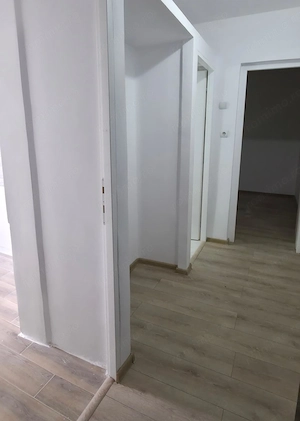 Apartament 2 camere cu balcon, complet renovat ..Calea Sagului