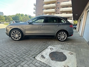 Porsche Cayenne - imagine 4