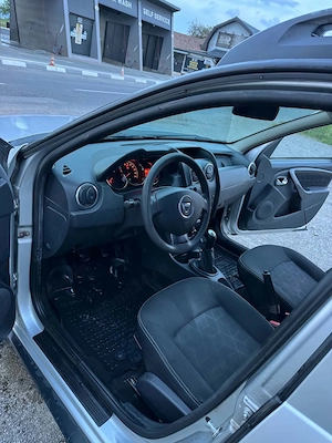 De vanzare Dacia Duster - imagine 2