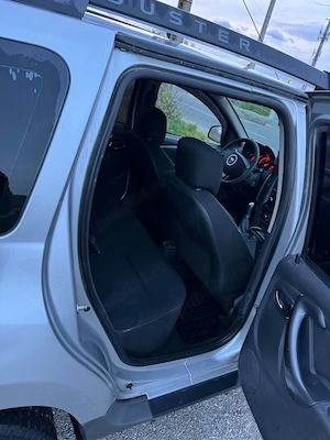 De vanzare Dacia Duster - imagine 7