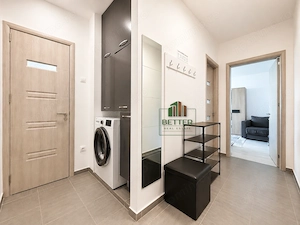Apartament 2 camere decomandat, renovat, mobilat și utilat   Str. Covasna, Sector 4 - imagine 4