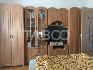 Apartament 55 mp 3 camere etaj 3 balcon pivnita Piata Noua Cisnadie - imagine 4