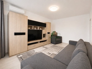 Apartament 2 camere decomandat, renovat, mobilat și utilat   Str. Covasna, Sector 4 - imagine 2