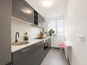 Apartament 2 camere decomandat, renovat, mobilat și utilat   Str. Covasna, Sector 4 - imagine 6