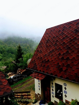 Vând casă de vacanță la Tarnița( Coada Lacului )