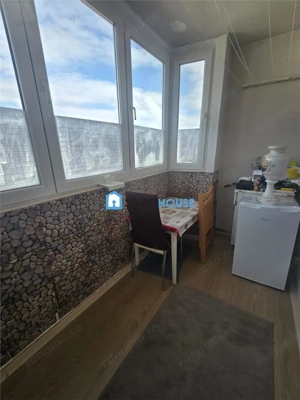 Spatiu Lumina si Panorama Orasului 4 camere B-dul Unirii Fagaras - imagine 14