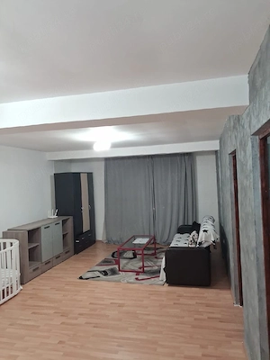 Vând apartament 