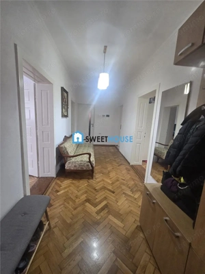 Casa cu 3 camere Str Negoiu Fagaras - imagine 6