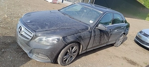 Dezmembrez Mercedes E Class E220 2.2 cdi 2014 - imagine 4