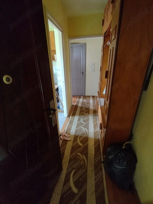 Apartament 2 camere decomandat Aradului etaj 3 langa Piata Verde - imagine 4