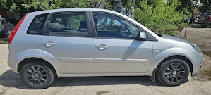 Dezmembram Ford Fiesta - imagine 4