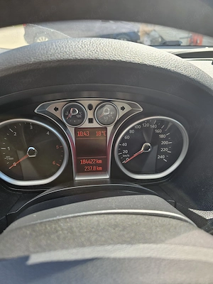 autoturism marca FORD KUGA ,  - imagine 4