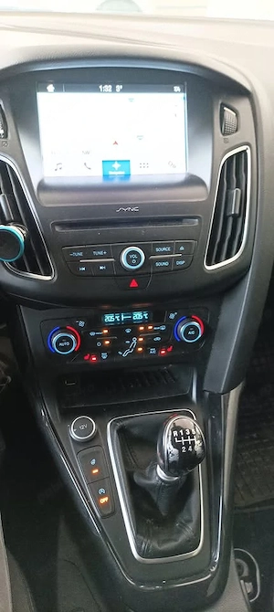 Ford Focus 1.5 150CP an 2018 Titanium Benzina - imagine 8
