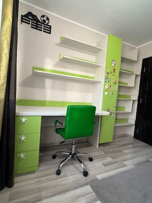 Vând Apartament cu 3 camere, decomandat, etaj intermediar, 68 mp + acces la 100 mp spațiu depozitare - imagine 12