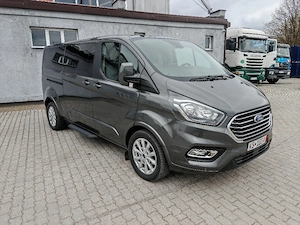 Ford Tourneo Custom 2.0 tdci 170 cai ,8+1 locuri , model 2019 extra lung.