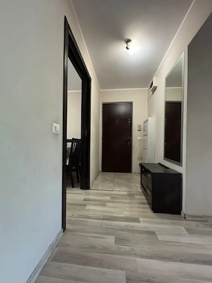 Vând Apartament cu 3 camere, decomandat, etaj intermediar, 68 mp + acces la 100 mp spațiu depozitare - imagine 17