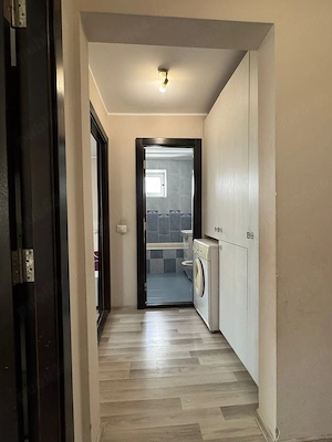 Vând Apartament cu 3 camere, decomandat, etaj intermediar, 68 mp + acces la 100 mp spațiu depozitare - imagine 18
