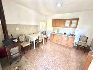 CASA DE VANZRE | 4 CAMERE | 978 MP TEREN | ROSIA | BIHOR | - imagine 9