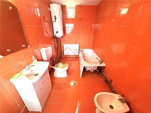 CASA DE VANZRE | 4 CAMERE | 978 MP TEREN | ROSIA | BIHOR | - imagine 10