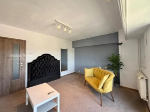 Piața Unirii ✦ 4-Room Apartment ✦ Panoramic Fountain Views ✦ Metro Station - imagine 4
