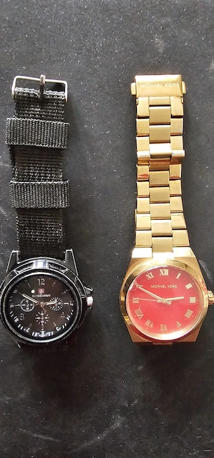Se vand 2 ceasuri originale marcile Michael Kors si Swiss Army - imagine 2
