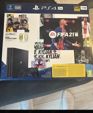 Vand Play Station PS4