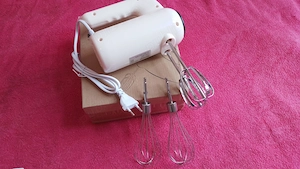 Vand MIXER  pentru bucatarie  la 55 lei 