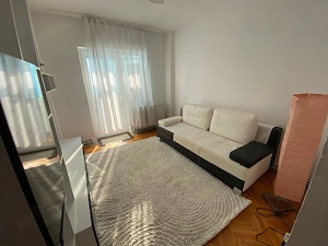 Canapea extensibila de 3 locuri 
