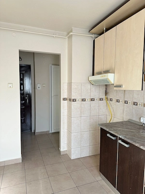 Închiriez apartament 2 camere - imagine 8