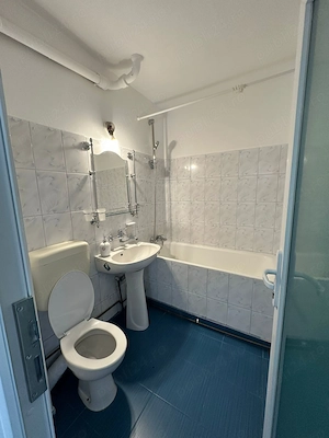 Închiriez apartament 2 camere
