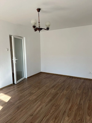 Închiriez apartament 2 camere - imagine 6