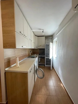 Apartament 1 camera decomandat etaj 3 langa Spitalul Judetean amenajat bloc izolat - imagine 2