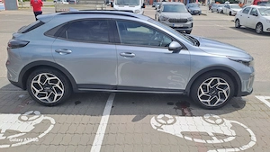 Vand KIA XCeed MY24 1.5 T-GDi 6MT GT Line, 160 cp - imagine 2