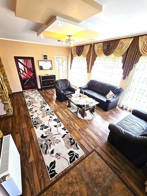 Casa complet mobilata si utilata | Teren 2500 mp | Liniste, natura autentic romanesc - imagine 4