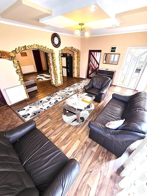 Casa complet mobilata si utilata | Teren 2500 mp | Liniste, natura autentic romanesc - imagine 3