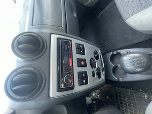 De vânzare Dacia Logan 1.4 MPI - imagine 2