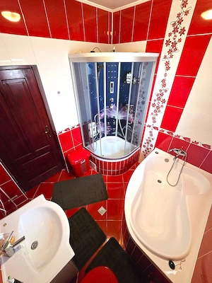 Casa complet mobilata si utilata | Teren 2500 mp | Liniste, natura autentic romanesc - imagine 13