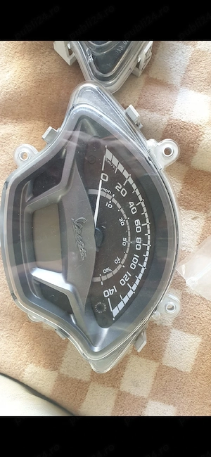 bord piaggio vespa gts - imagine 2