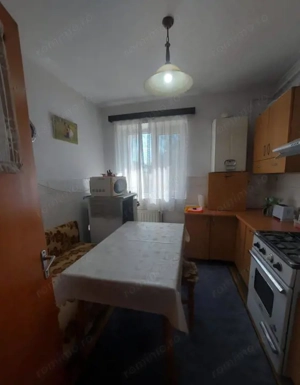 Apartament 3 Camere spațios, bucătărie mare, 65 mp, Etaj 2 – Micro 5, Târgoviște - imagine 8