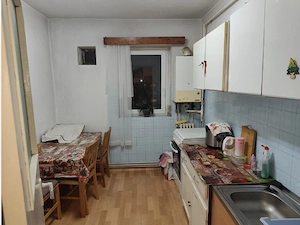 Vand apartament 2 camere cartier Găvana  - imagine 2