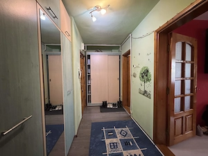 3 cam. etaj 1, 2 bai, 2 balcoane, mobilat+utilat, zona Spital - imagine 8